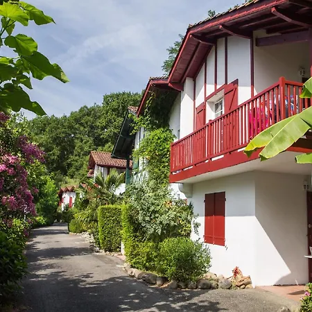 Appartement Colorful In Basque Style In A Green Environment *